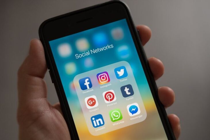 5 Tips Menggunakan Media Sosial Dengan Aman